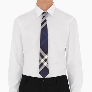 NWT Burberry Blue and Black Plaid Silk Check Tie